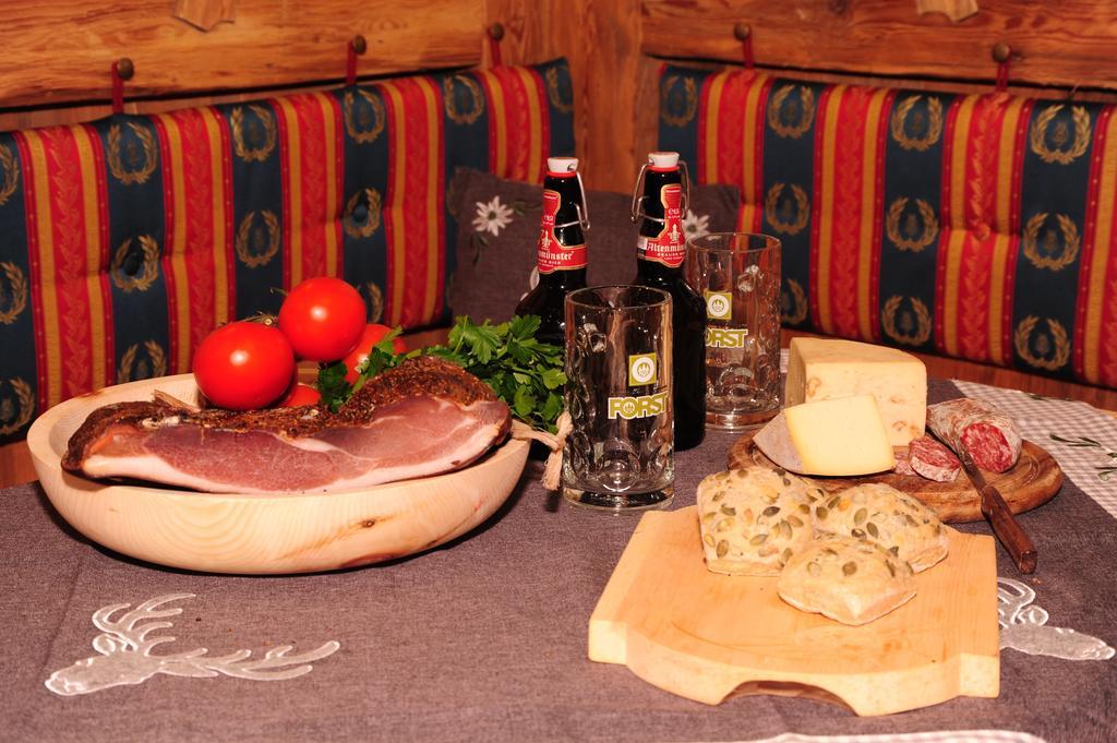 Chalet Alpenrose Bio Wellness Naturhotel Cogolo Exterior foto